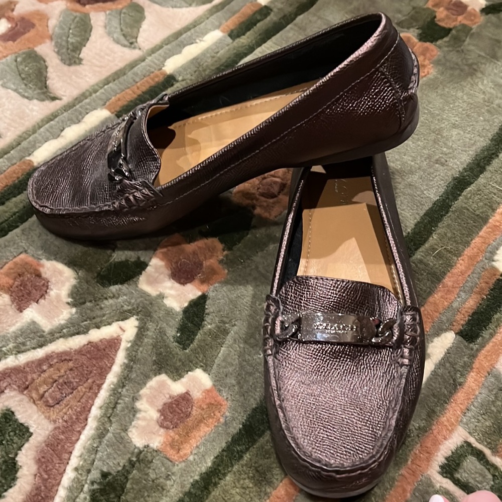 Coach Women’s Slip On Loafers. - Picture 2 of 4